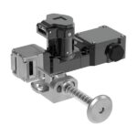 M-HT-D-L-11 Die Cast Handle Tongue Interlock 1 Key Free 1 Key Trapped LH
