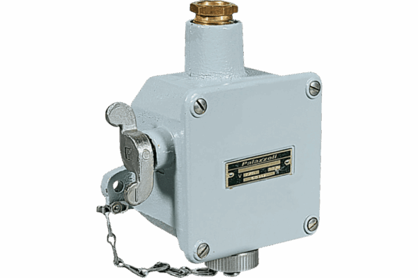 P462151_MAIN_png_900_600_contain_70.png P462131 NAVE SOCKET UNAV 1436-BRASS ENCL.-10A 230V 2P+E IP56