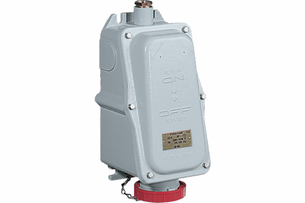 P472411 NAVE WATERTIGHT SOCKET-OUTLET UNAV 2169 FOR REFRIGERATED CONTAINERS WITH SWITCH IN BRASS ENCLOSURE 32A 400V 3P+E 3H 2X1" IP66