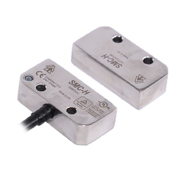 132105 SMC-H 3NC 2M with LED
